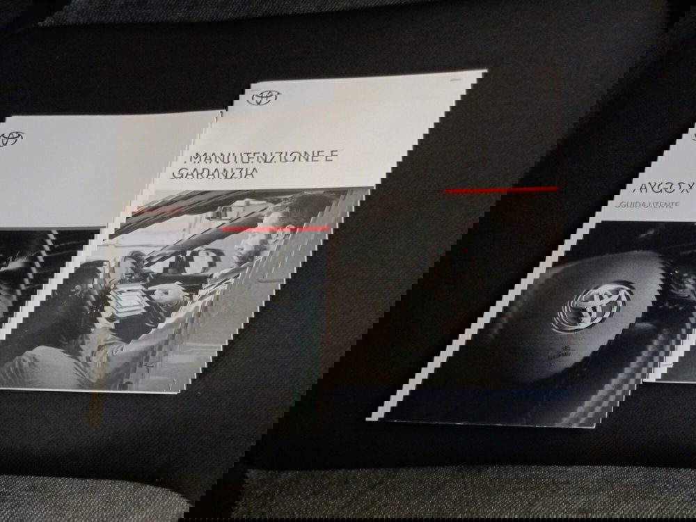 Toyota Aygo X usata a Milano (18)