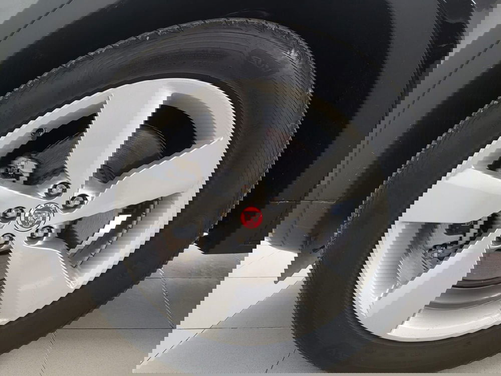 Jaguar E-Pace usata a Messina (9)