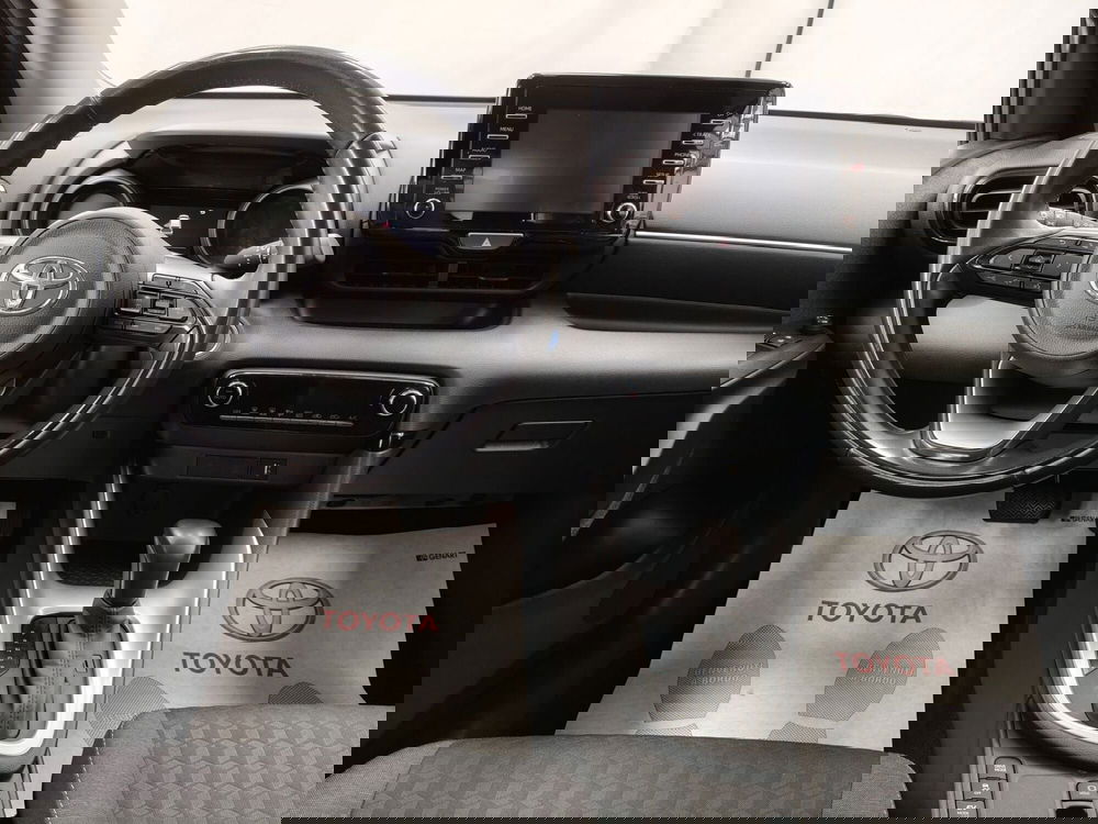 Toyota Yaris usata a Roma (10)