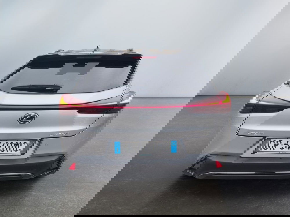 Lexus UX usata a Modena (5)