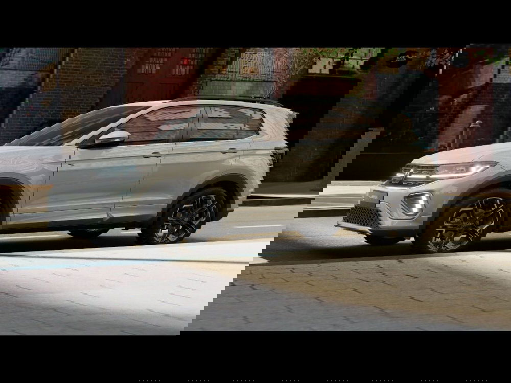 Volkswagen T-Cross nuova a Livorno (2)