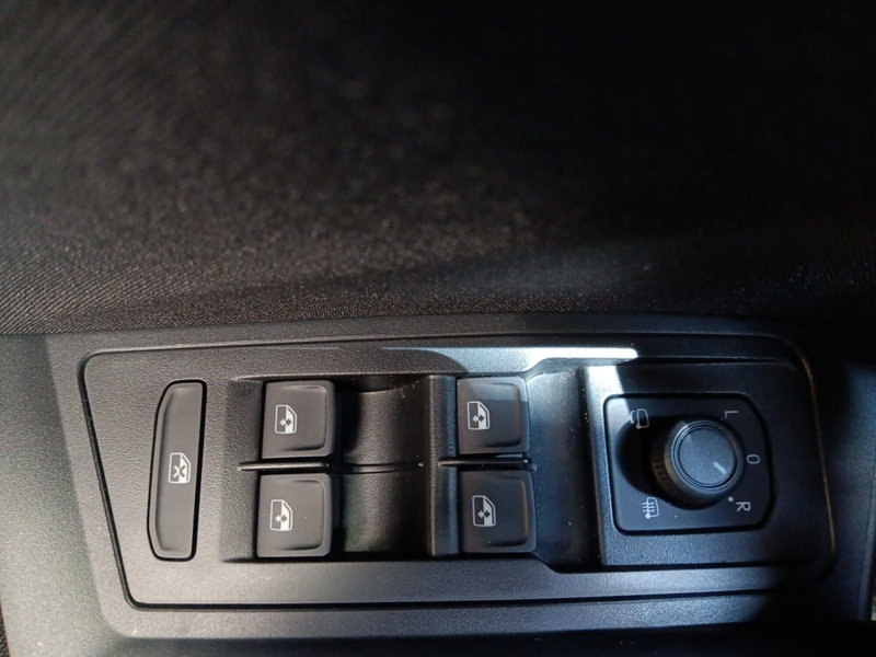 Volkswagen T-Roc usata a Bologna (18)