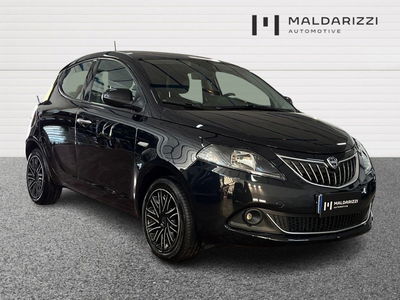 Lancia Ypsilon 1.0 FireFly 5 porte S&amp;S Hybrid Ecochic Gold del 2022 usata a Bari