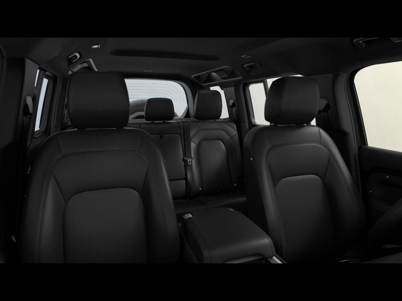 Land Rover Defender nuova a Bari (5)