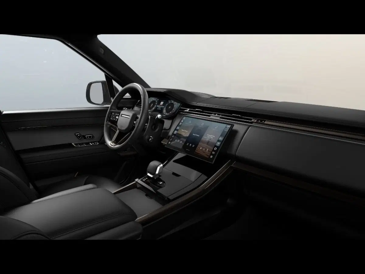Land Rover Range Rover Sport nuova a Bari (4)