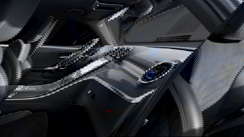 Mercedes-Benz Classe C nuova a Milano (7)