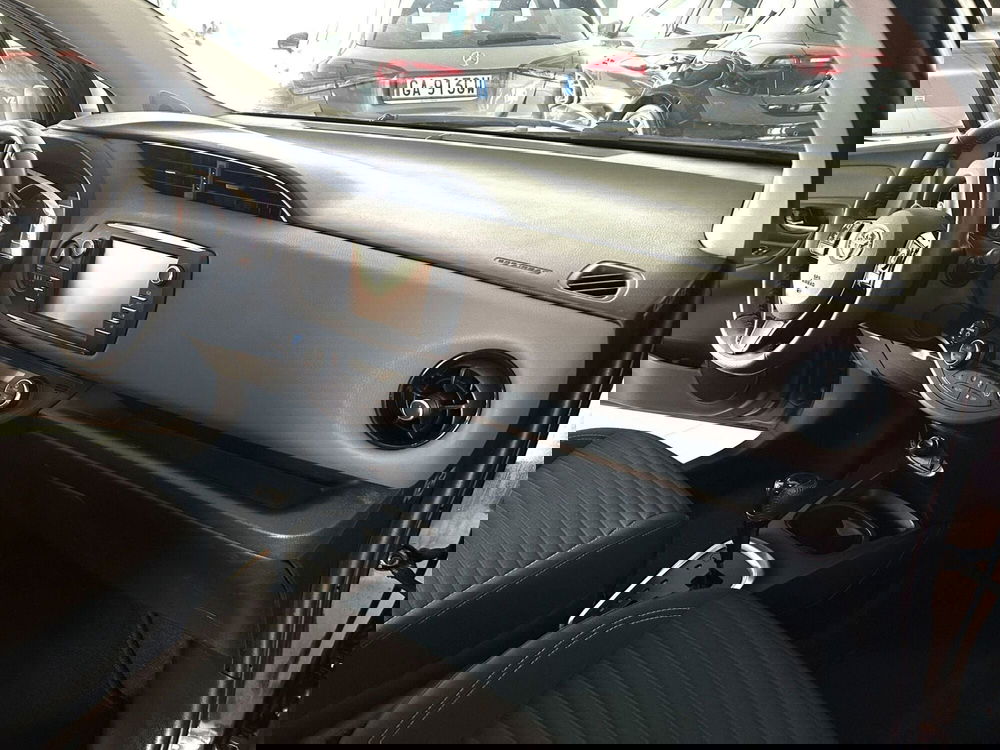 Toyota Yaris usata a Ferrara (12)