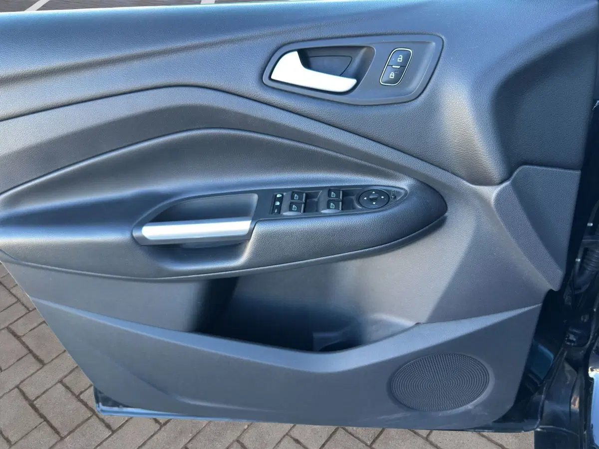Ford Kuga usata a Cosenza (12)