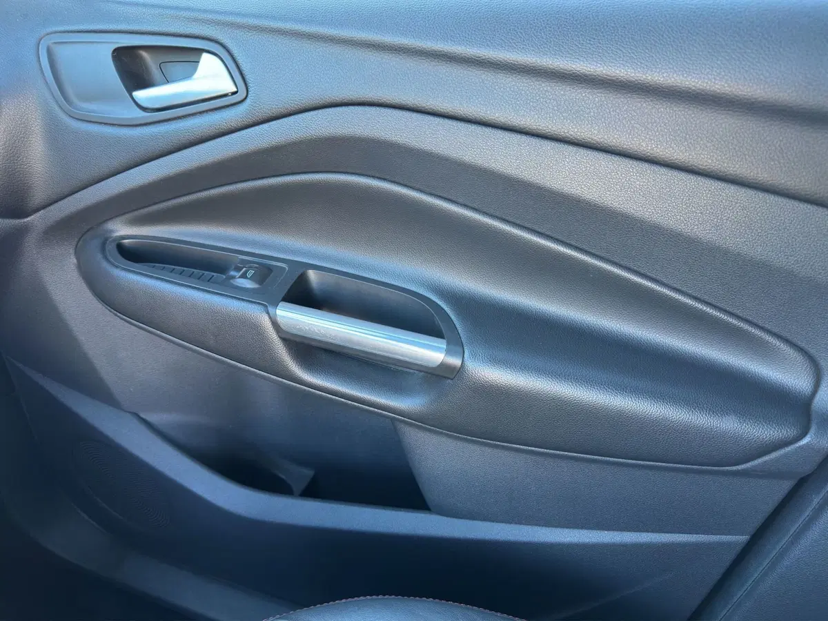 Ford Kuga usata a Cosenza (17)
