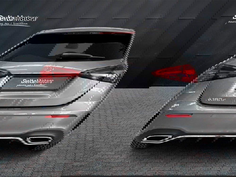 Mercedes-Benz Classe A Sedan nuova a Rimini (4)