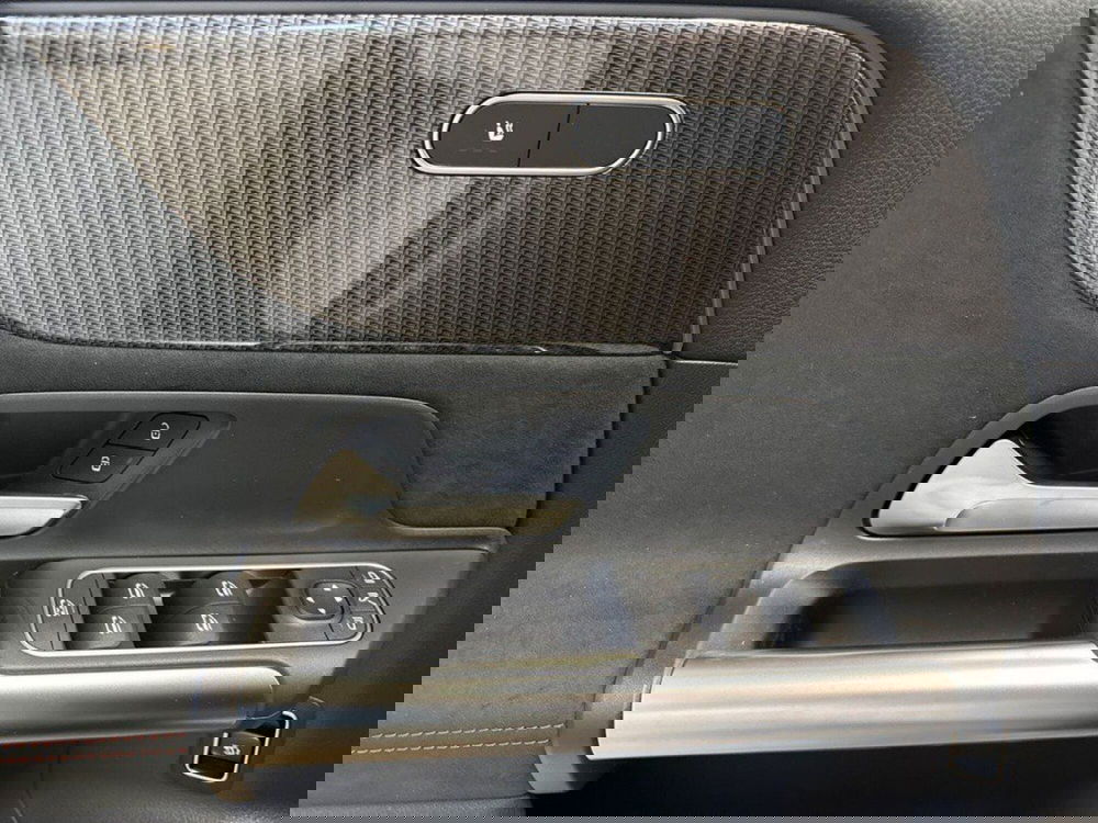 Mercedes-Benz GLA SUV nuova a Rimini (17)