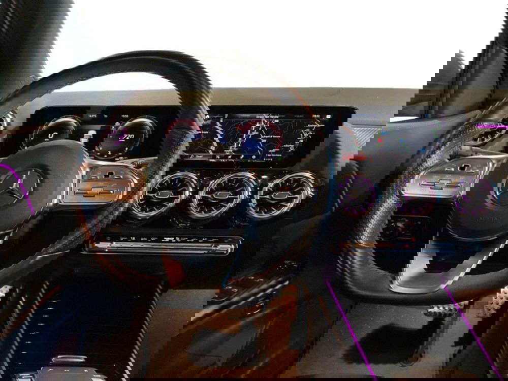 Mercedes-Benz GLA SUV usata a Macerata (11)