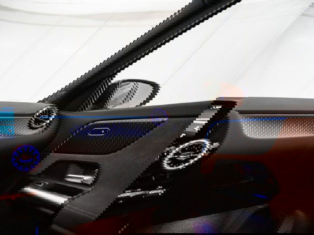 Mercedes-Benz GLA SUV nuova a Macerata (20)