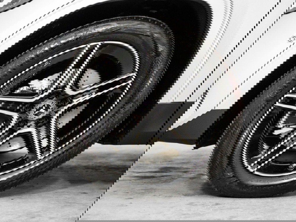 Mercedes-Benz GLA SUV nuova a Macerata (7)