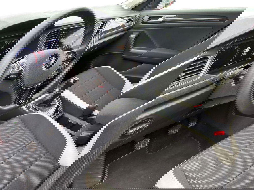 Volkswagen T-Roc usata a Torino (8)