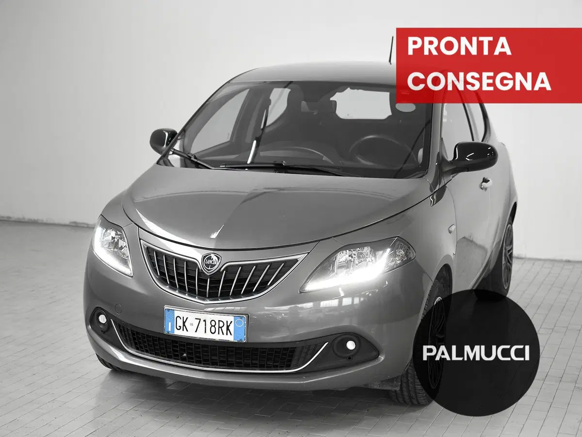 Lancia Ypsilon usata a Prato