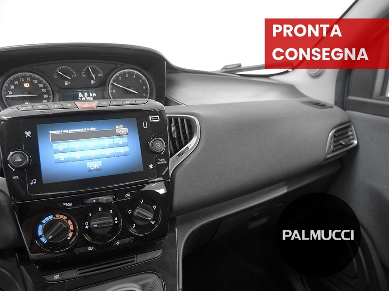 Lancia Ypsilon usata a Prato (10)
