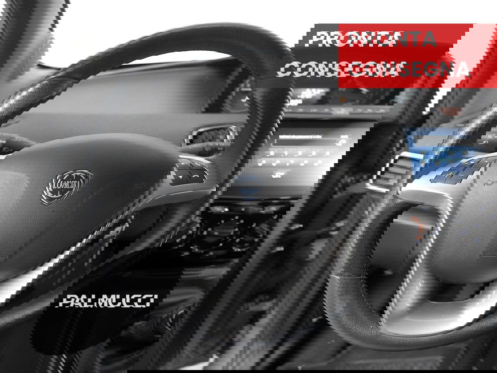 Lancia Ypsilon usata a Prato (7)
