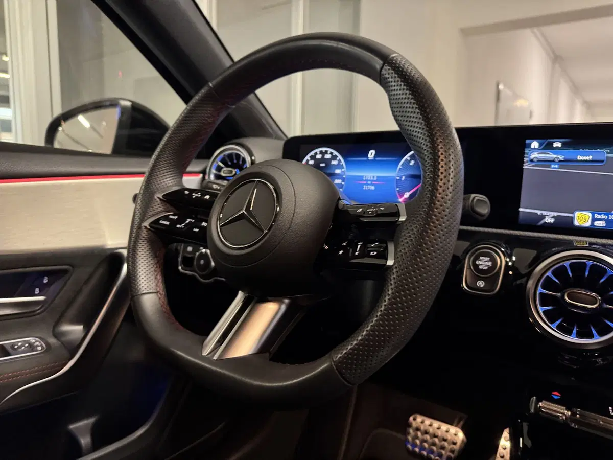 Mercedes-Benz Classe A Sedan usata a Messina (14)