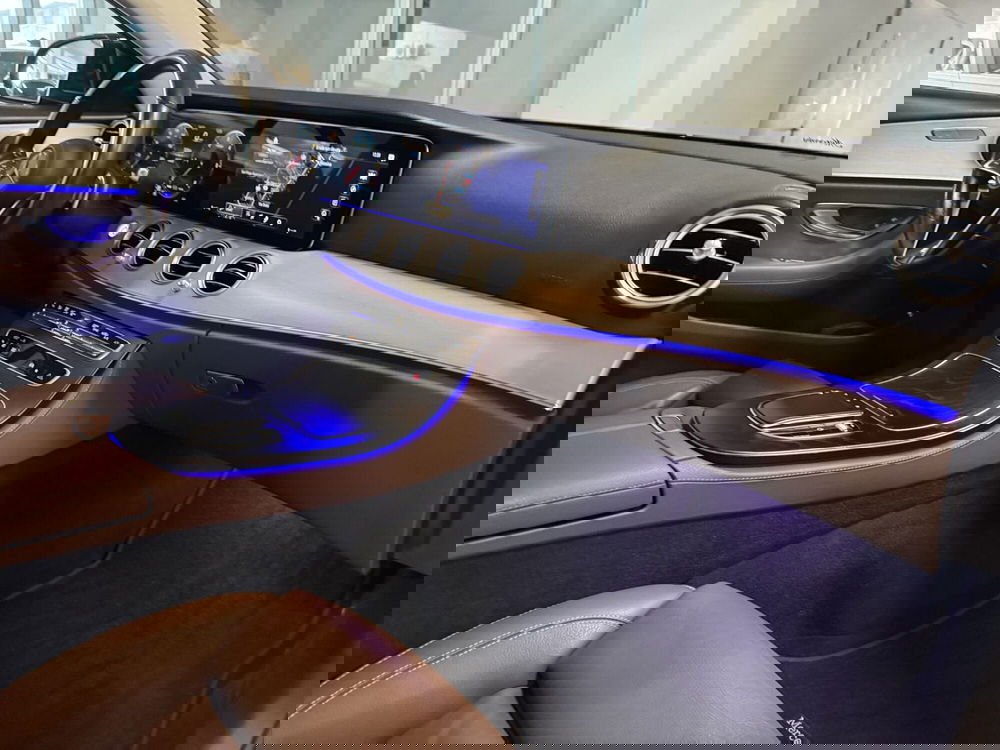 Mercedes-Benz Classe E usata a Messina (7)