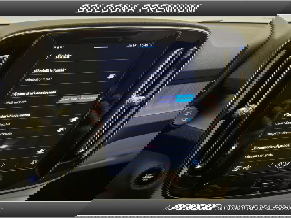 Volvo XC40 usata a Bologna (14)