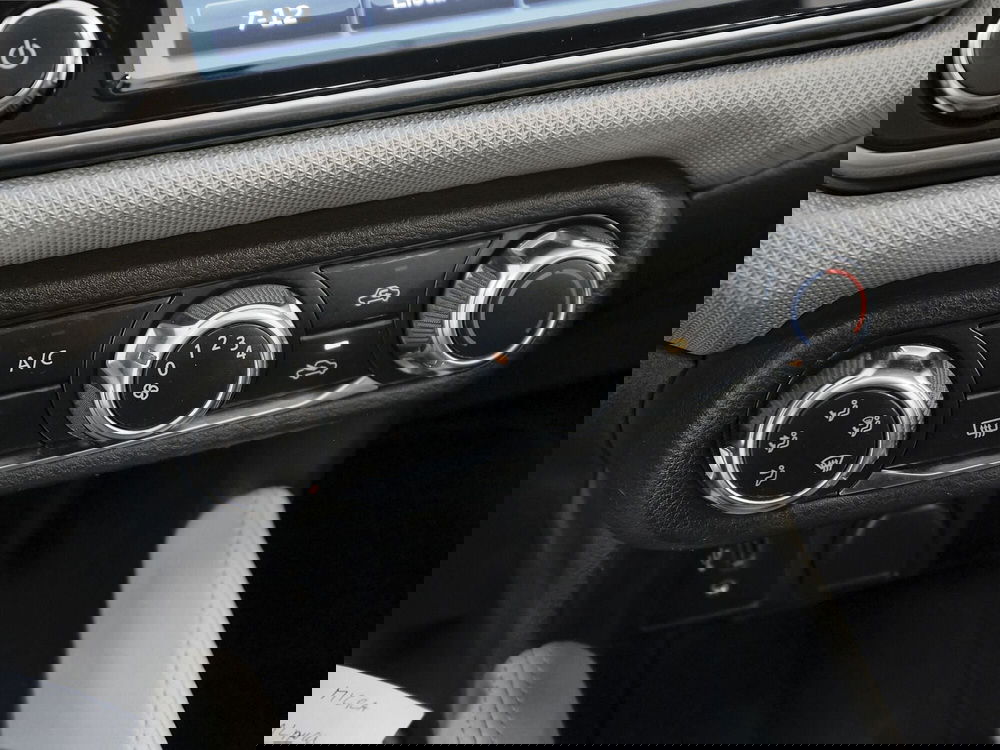 Nissan Micra usata a Prato (13)