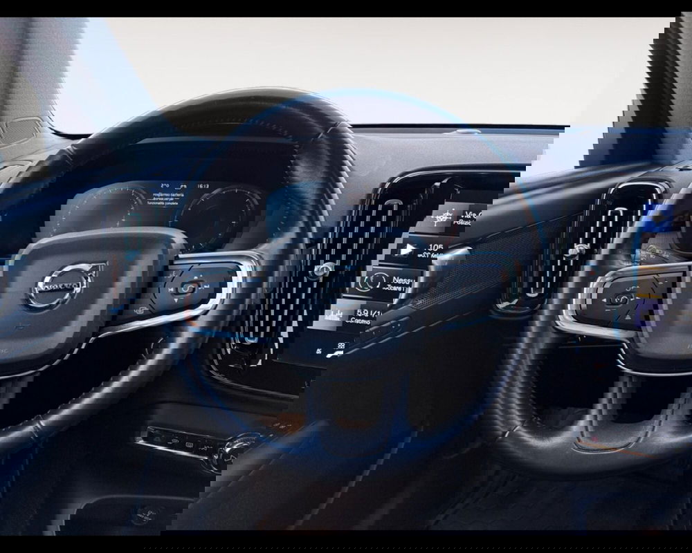 Volvo XC40 usata a Bologna (12)