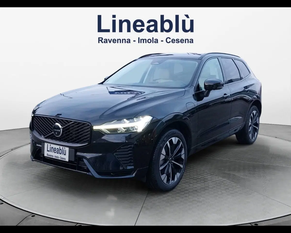 Volvo XC60 nuova a Bologna