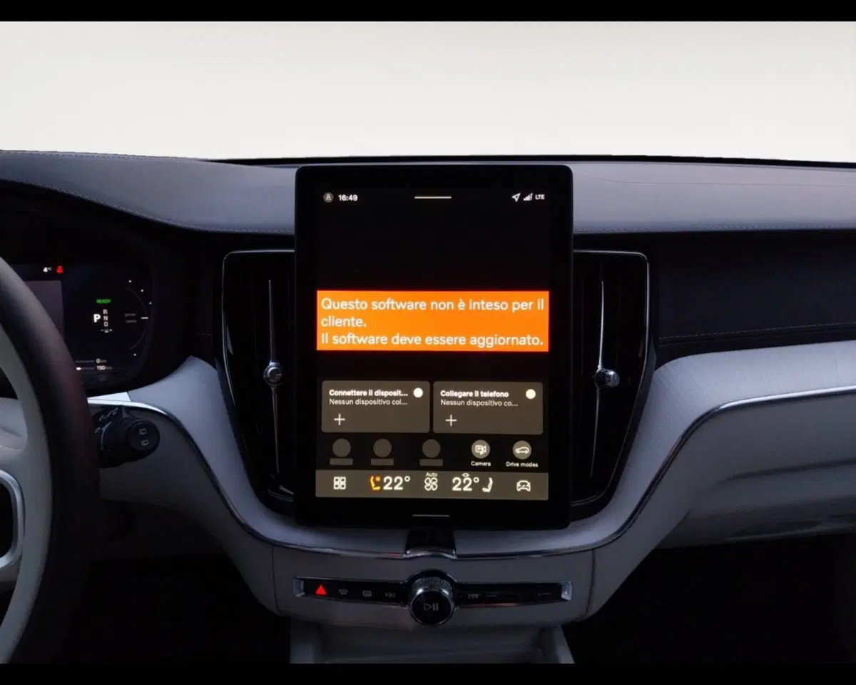 Volvo XC60 nuova a Bologna (12)