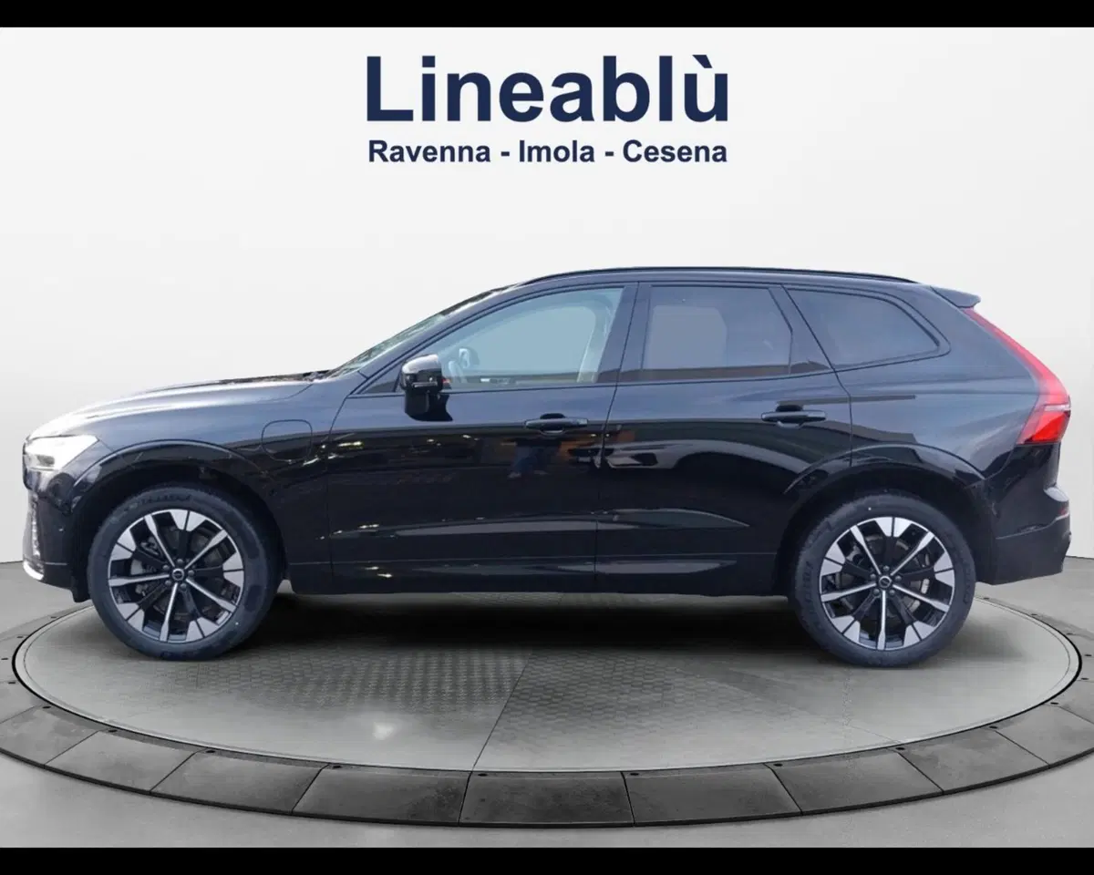 Volvo XC60 nuova a Bologna (2)