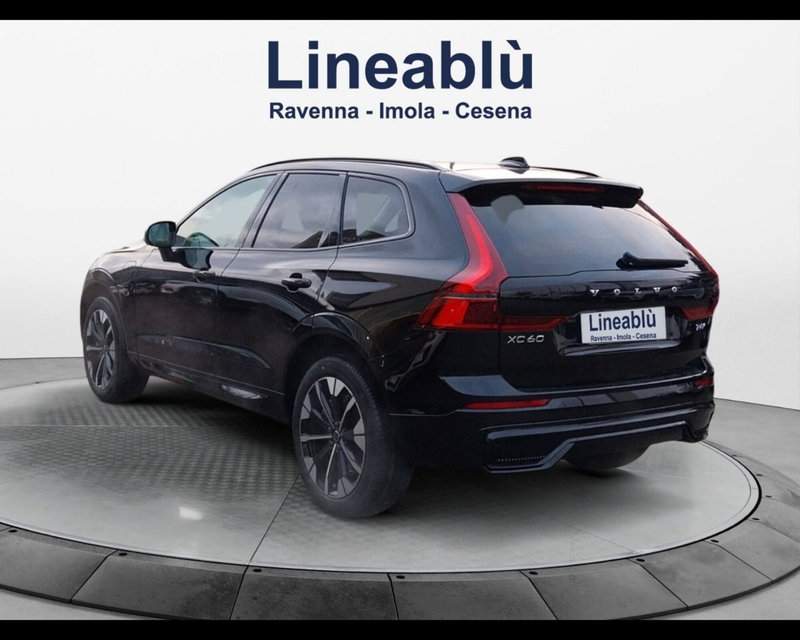 Volvo XC60 nuova a Bologna (3)