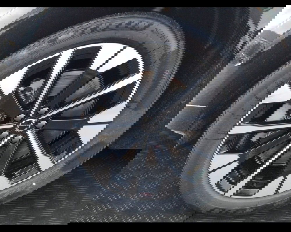 Volvo XC60 nuova a Bologna (9)