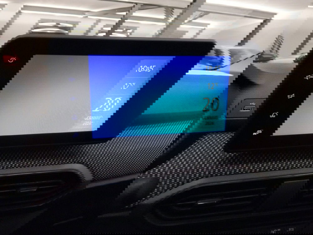 Dacia Jogger usata a Verona (19)