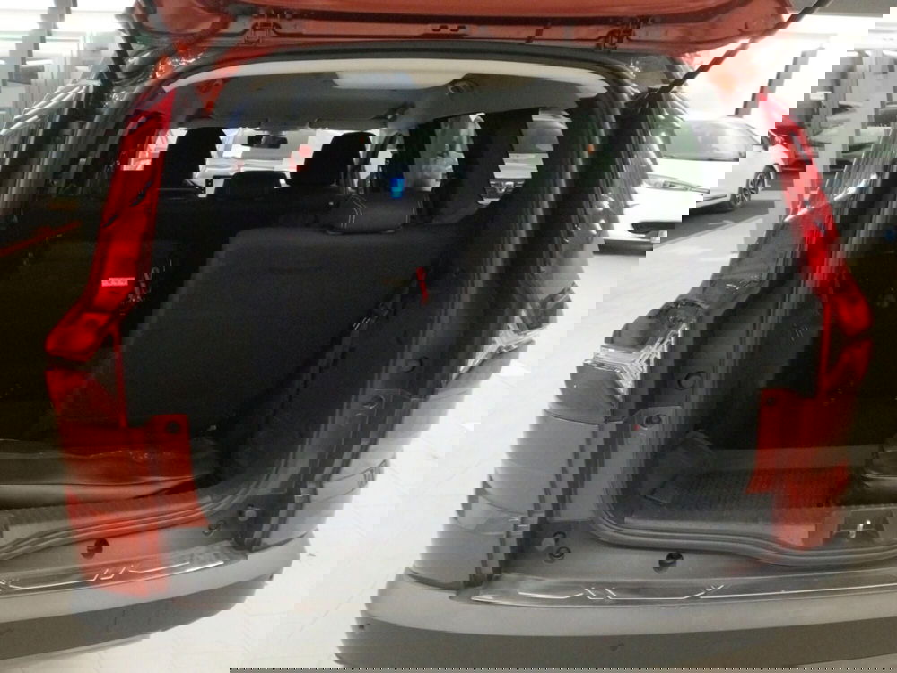 Dacia Jogger usata a Verona (9)