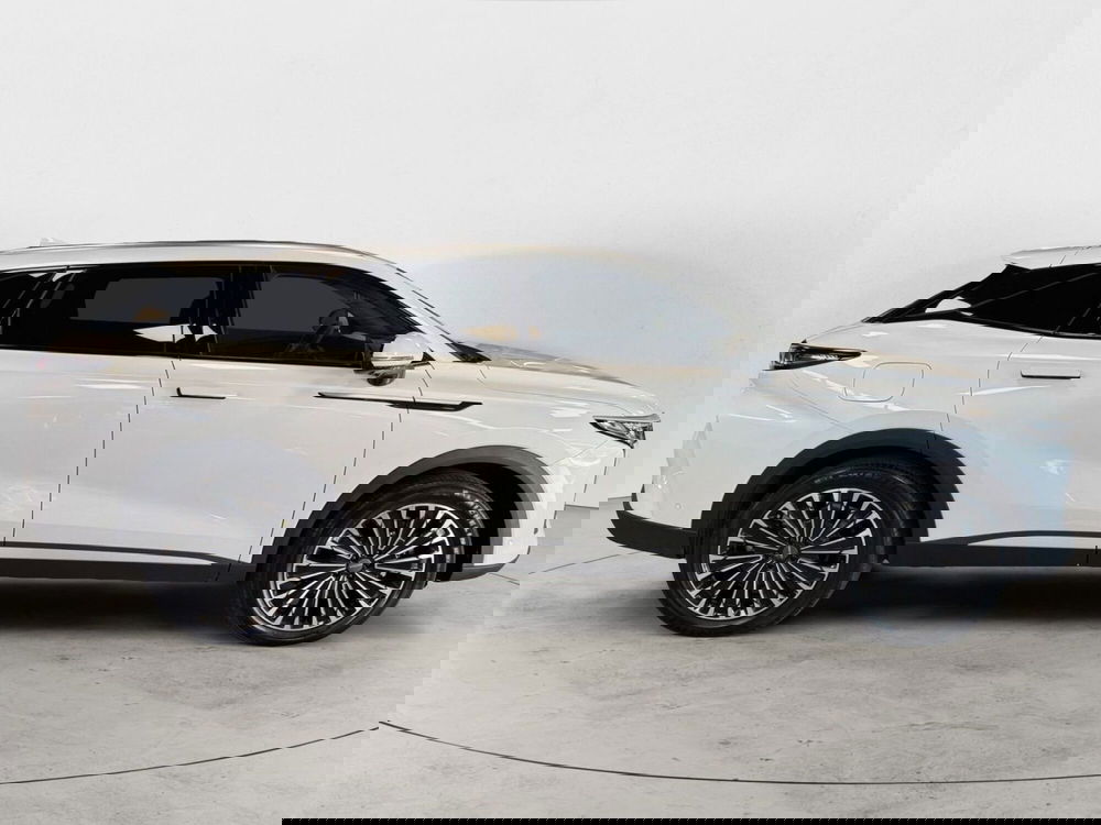 Omoda Omoda 9 SHS-P nuova a Milano (7)