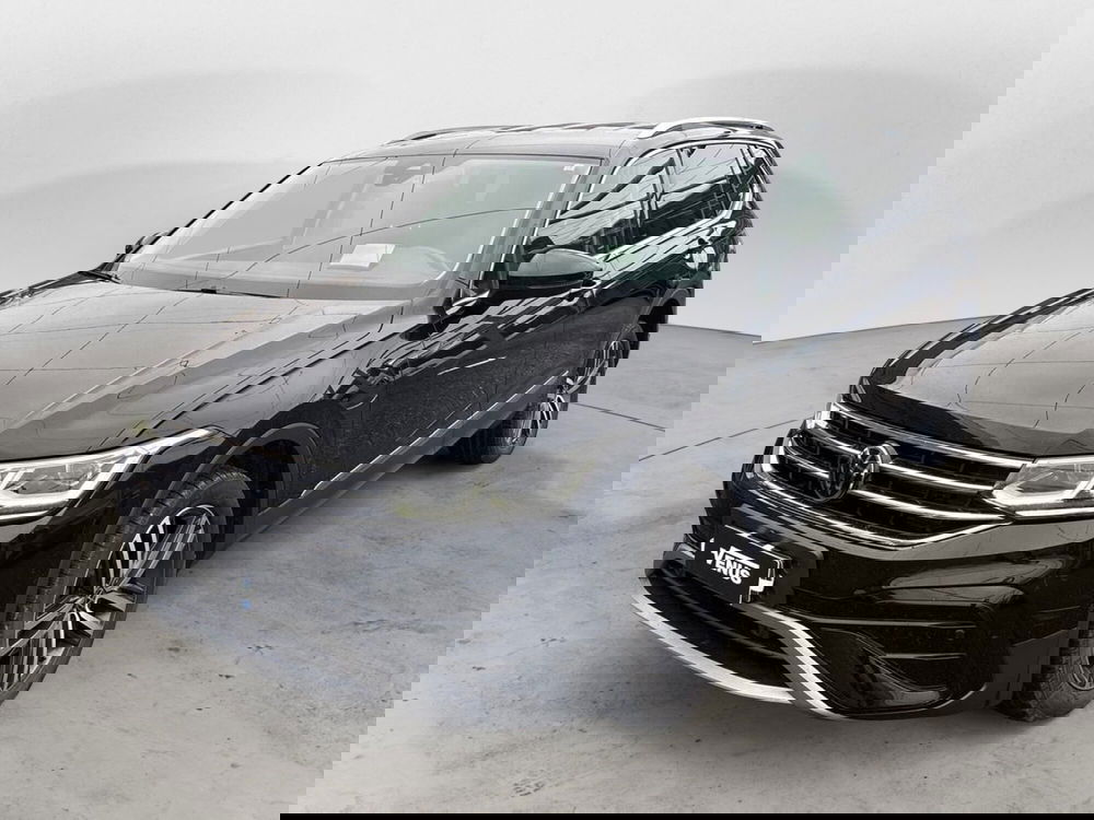 Volkswagen Tiguan usata a Milano (2)