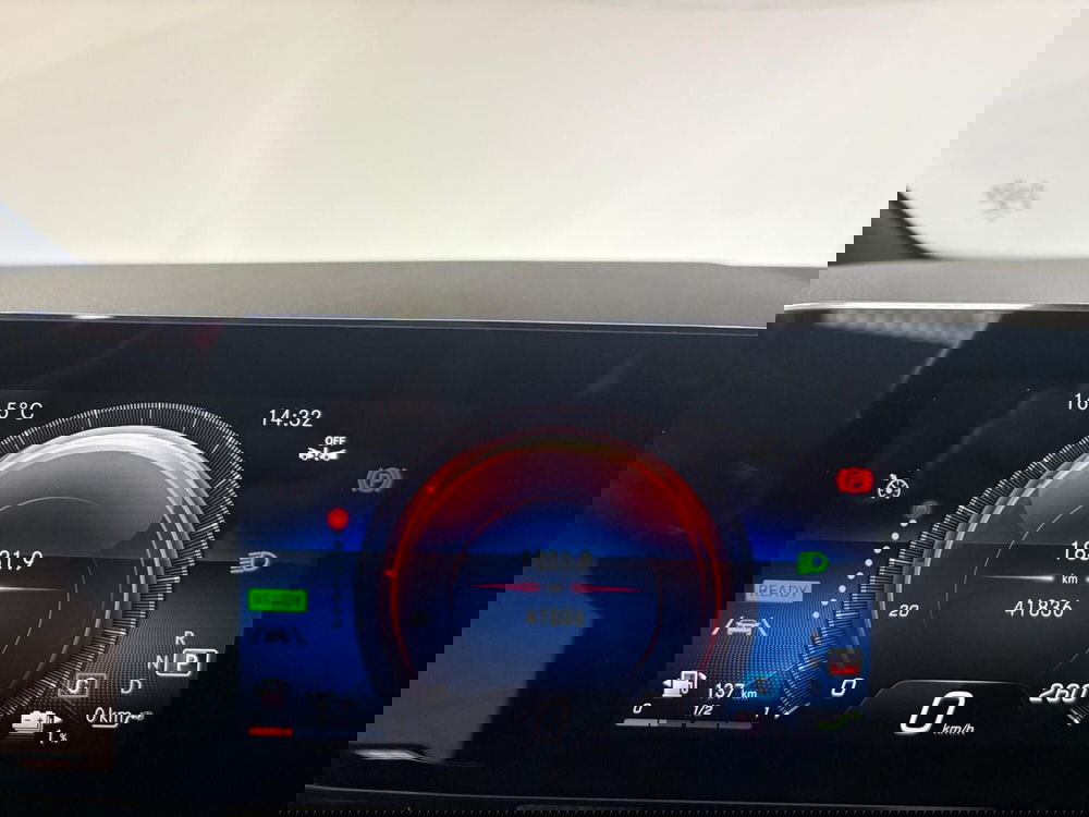 Mercedes-Benz GLA SUV usata a Monza e Brianza (8)