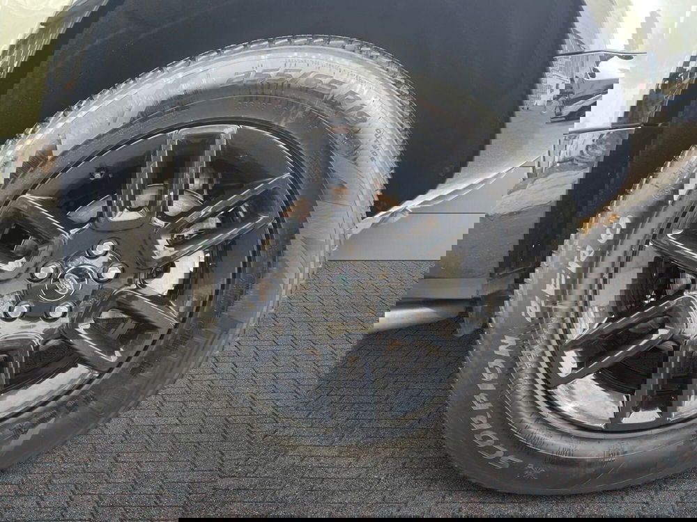 Land Rover Defender usata a Firenze (6)