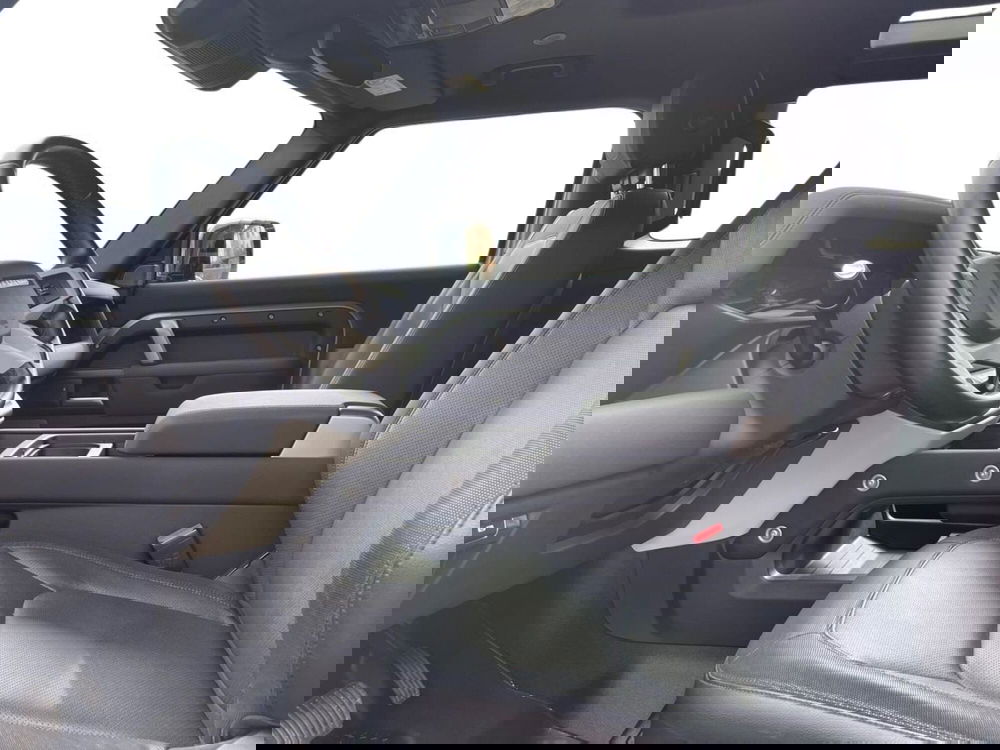 Land Rover Defender usata a Firenze (9)