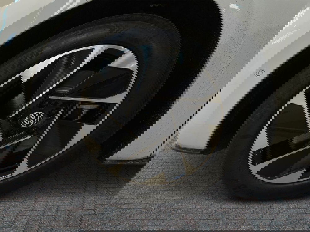 Volkswagen ID.3 nuova a Pistoia (17)