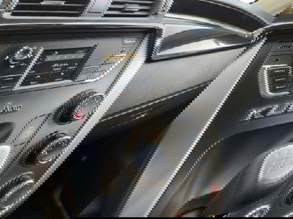 Mahindra KUV100 usata a Pistoia (14)