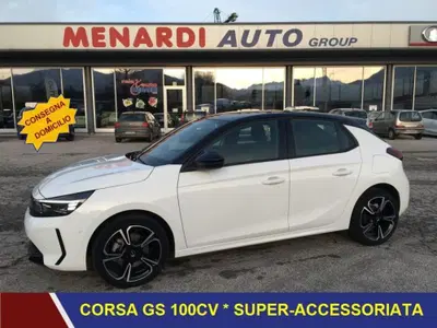 Opel Corsa 1.2 hybrid GS 100cv dct6 del 2024 usata a Bernezzo