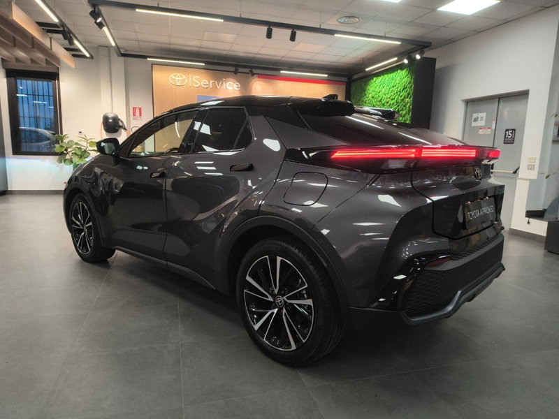 Toyota Toyota C-HR usata a Catanzaro (3)