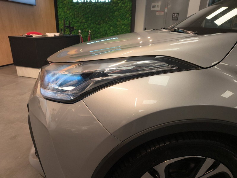 Toyota Toyota C-HR usata a Catanzaro (12)