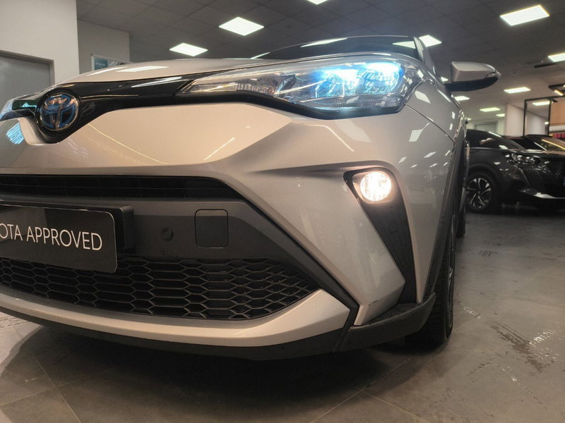 Toyota Toyota C-HR usata a Catanzaro (16)