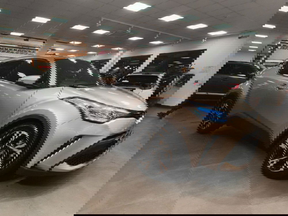 Toyota Toyota C-HR usata a Catanzaro (8)