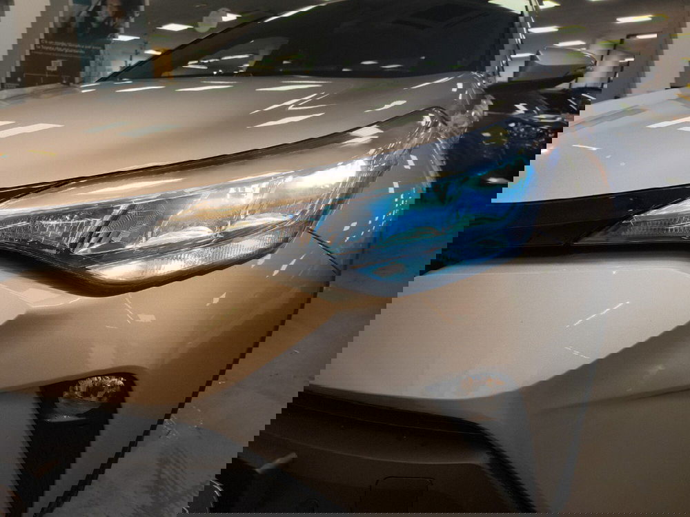 Toyota Toyota C-HR usata a Catanzaro (9)