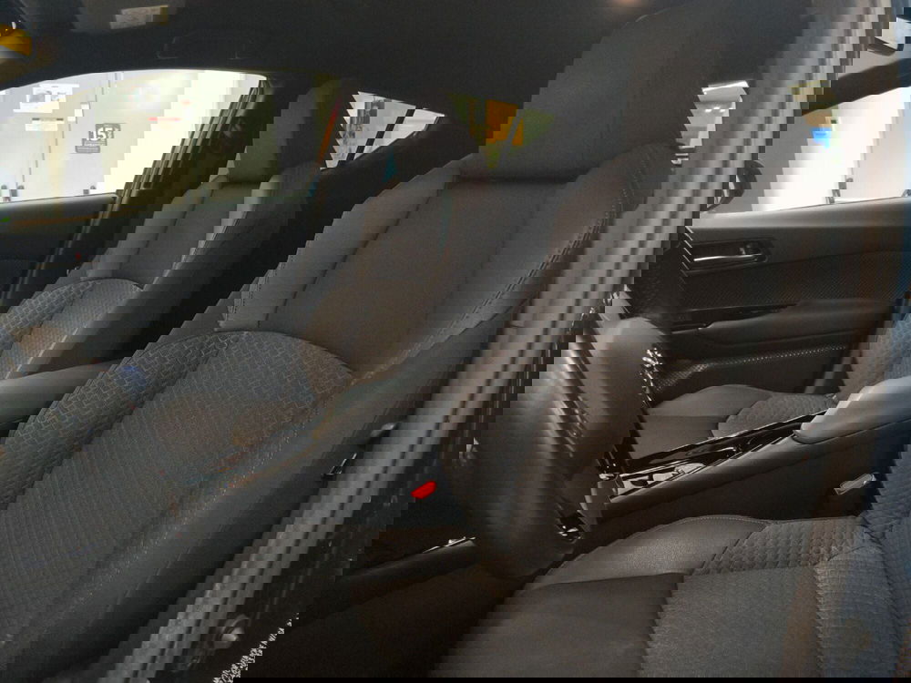 Toyota Toyota C-HR usata a Catanzaro (17)