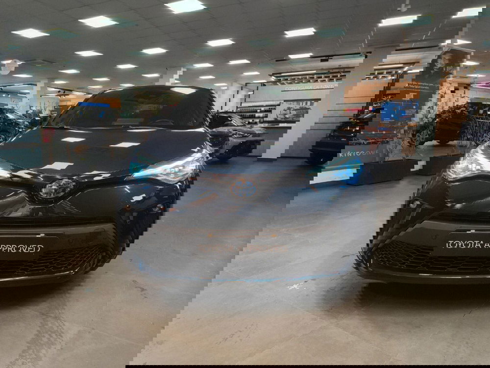 Toyota Toyota C-HR usata a Catanzaro (5)