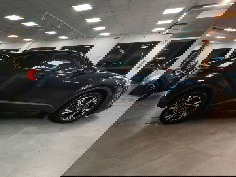 Toyota Toyota C-HR usata a Catanzaro (7)
